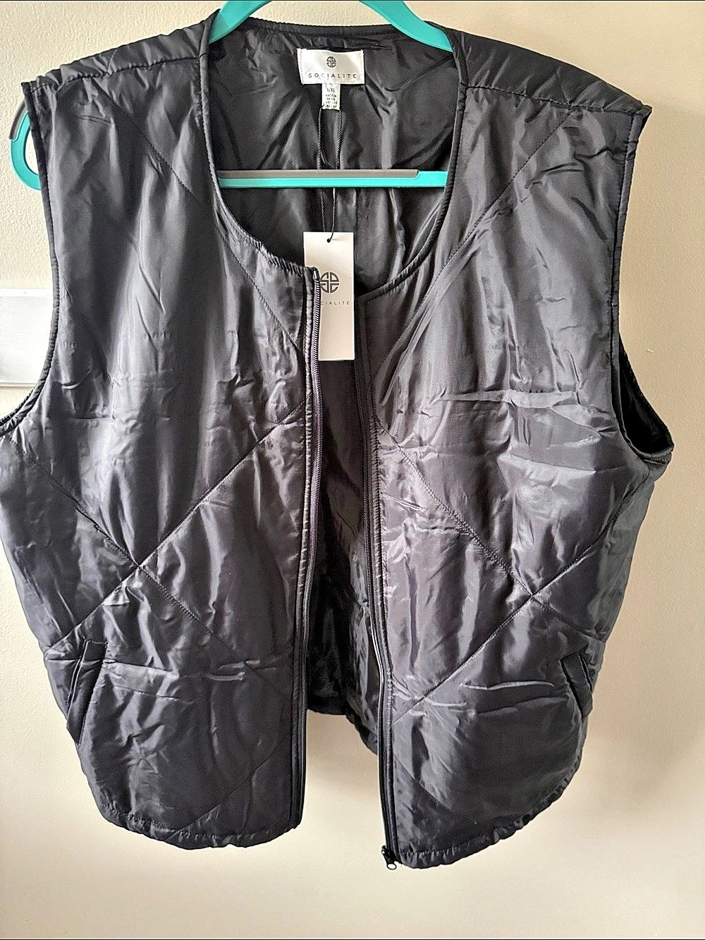 Socialite Lightweight Quilted Puffer Vest Black L/XL